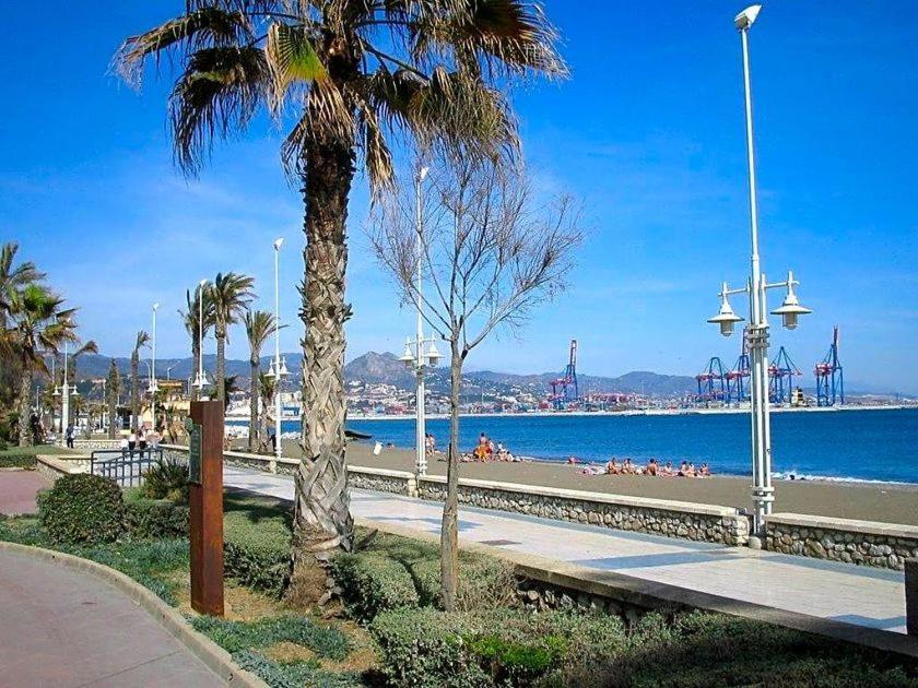 Mendoza Apartamentos Málaga Eksteriør bilde
